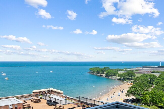 Foto del edificio - 530 N Lake Shore Dr