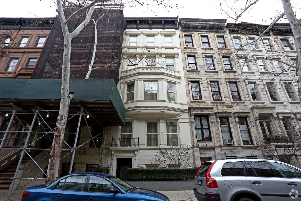 Foto del edificio - 39 W 76th St