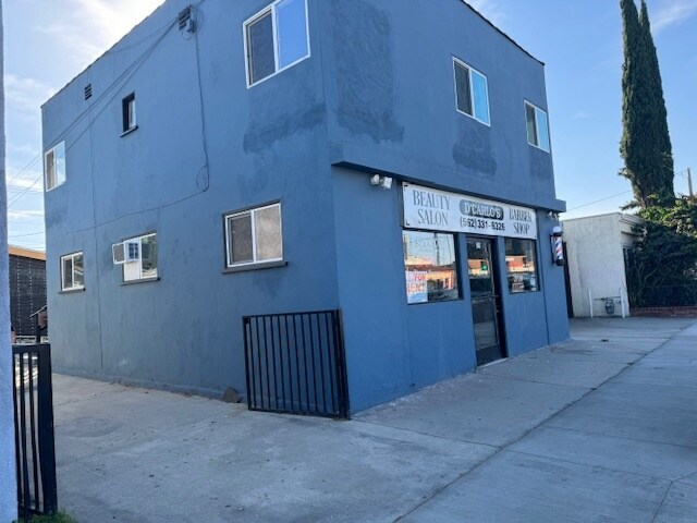 Barber Shop - 318 E Market St
