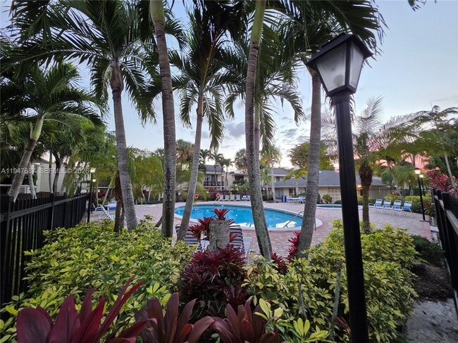 Foto del edificio - 8307 SW 142nd Ave