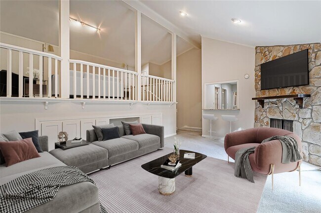 Building Photo - 4710 Post Oak Timber Dr