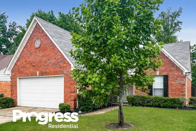Building Photo - 10734 Pecan View Dr
