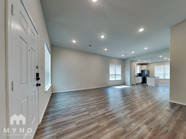 Foto del edificio - 11731 Miller Cir