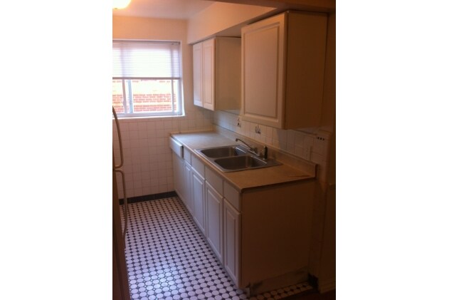 Kitchen - 1869 Losantiville Ave