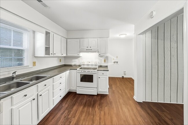 Building Photo - 13537 Idlefield Ln