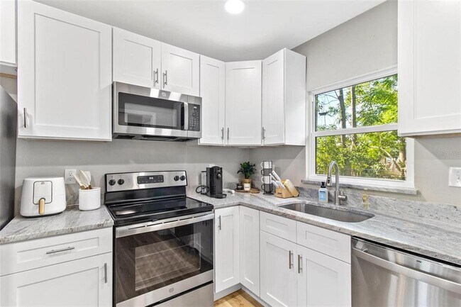 Foto del edificio - 5370 47th Ave N