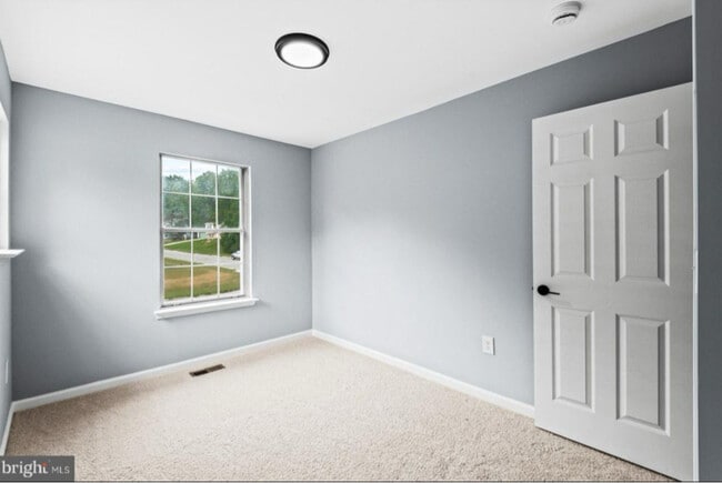 Building Photo - 18165 Tebbs Ln
