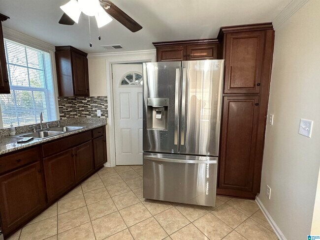 Building Photo - 102 Tyus Cir