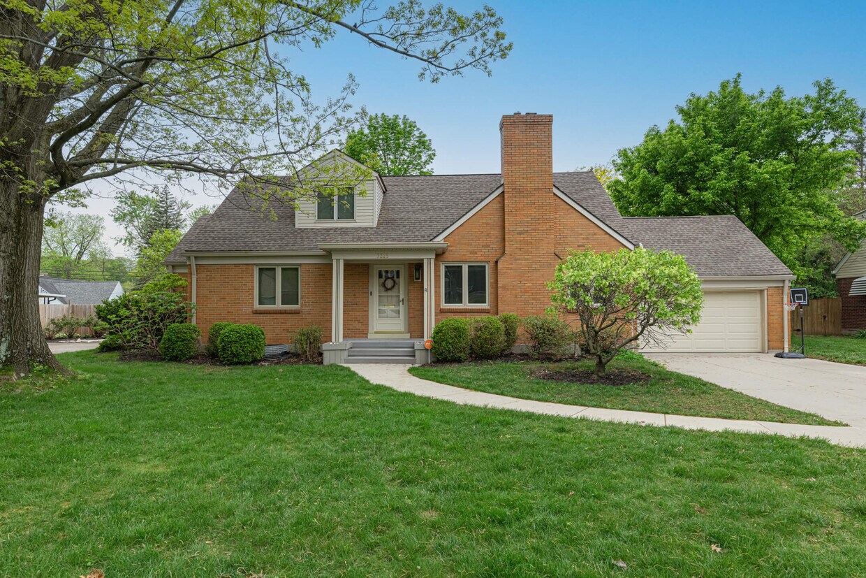 Foto principal - 3225 Atherton Rd