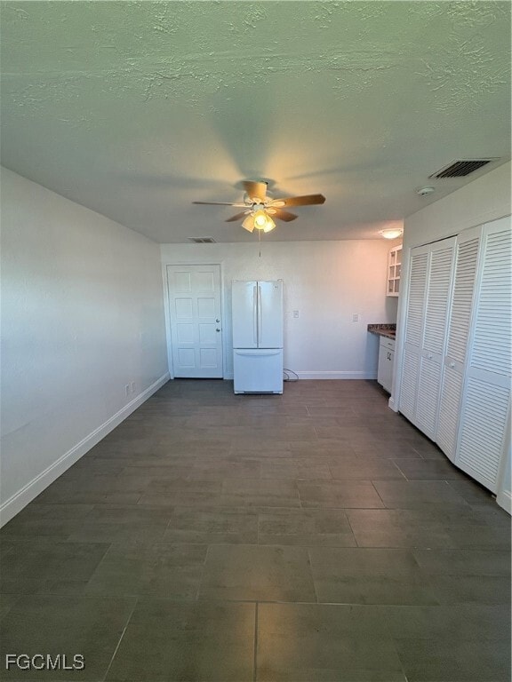 Building Photo - 5101 Manor Ct