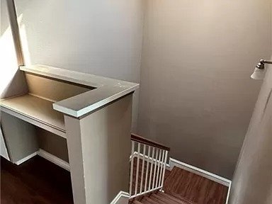 Foto principal - Exceptionally maintained two story condo.