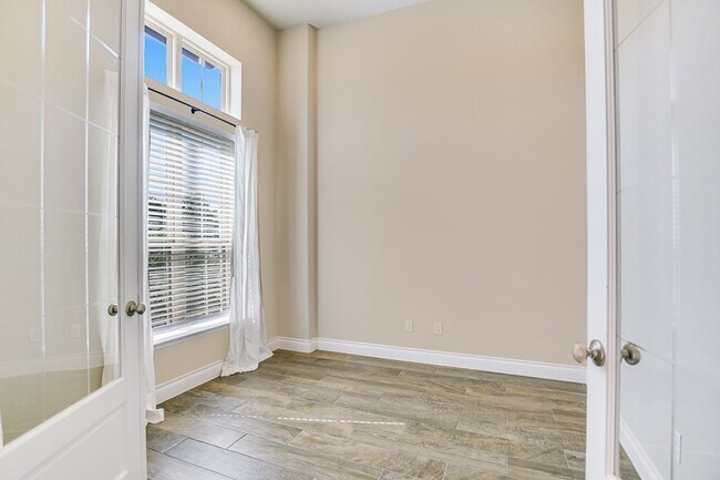 Foto del edificio - Blanco Vista Perry Built Home