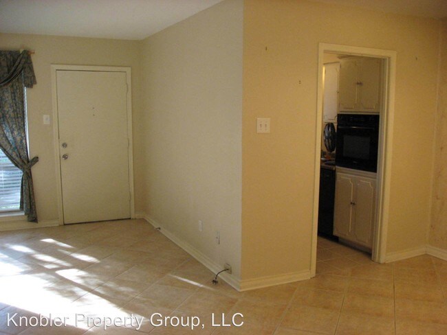 Building Photo - 4728 McKinney Ave