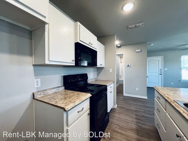 Building Photo - 3 br, 2 bath House - 2408 Fir Ave