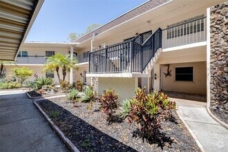 Building Photo - 820 Patricia Ave