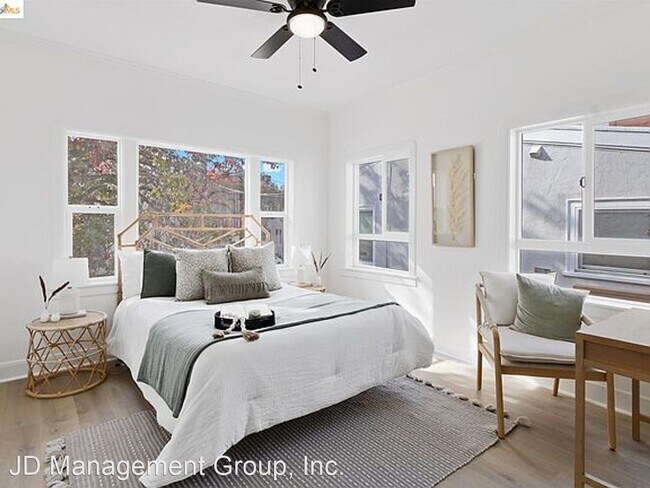 Foto del edificio - 2 br, 1 bath House - 2734 Macarthur Blvd