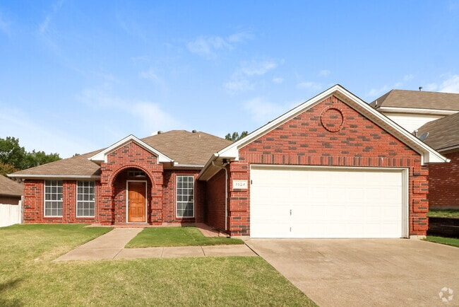 Building Photo - 7824 Blossom Dr