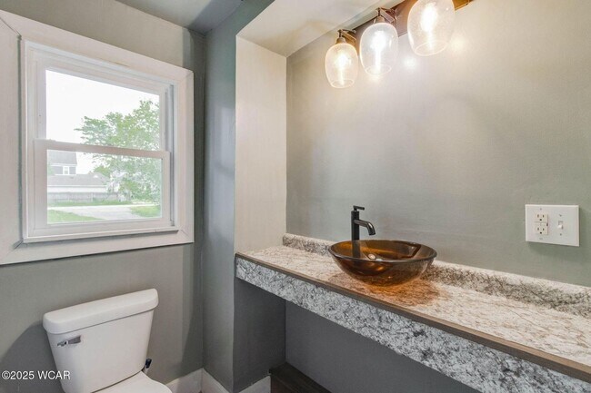 Foto del edificio - Beautiful and fully renovated Home for Rent