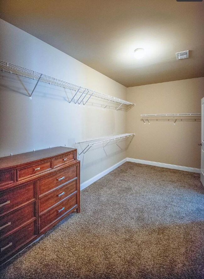Building Photo - COMING SOON - JUNE MOVE IN