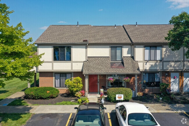 Building Photo - Danbury Meadows Apartments