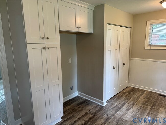 Building Photo - 9720 Esmont Rd