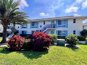 Building Photo - 209 Palm Dr