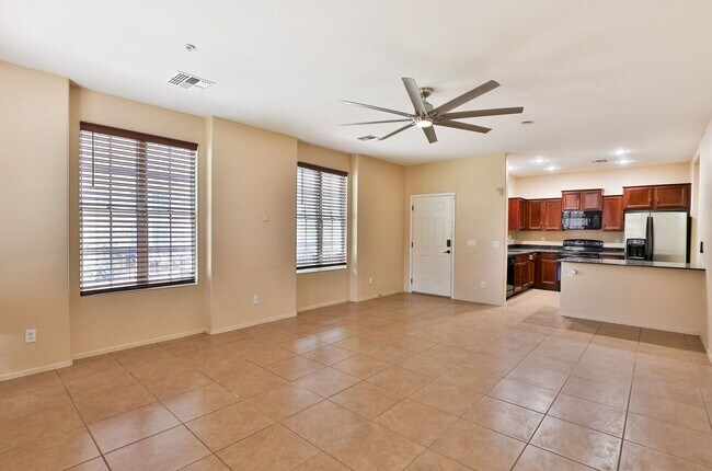 Foto del edificio - 3 bed/2.5 bath Condo in Gilbert’s Lofts in...
