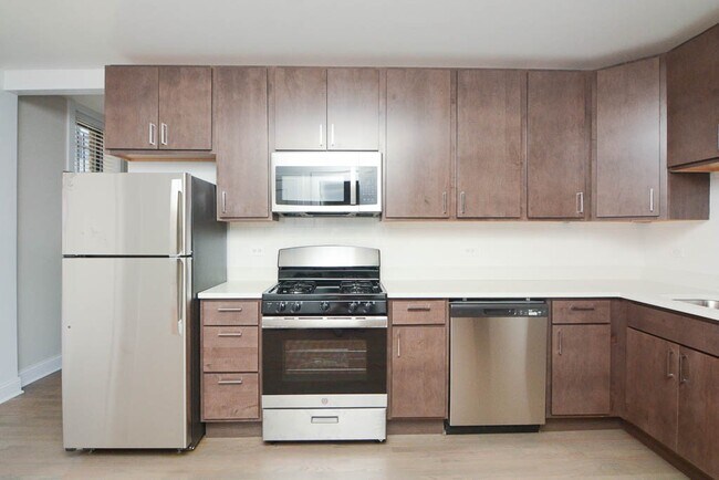 Foto del edificio - 3405 W Fullerton Ave