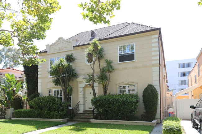 Building Photo - 467 S Bedford Dr