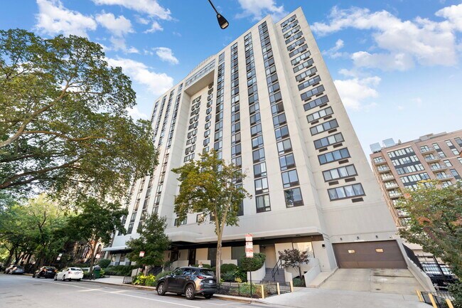 Foto del edificio - 1221 N Dearborn St