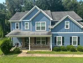 Building Photo - 47 Misty Forest Dr