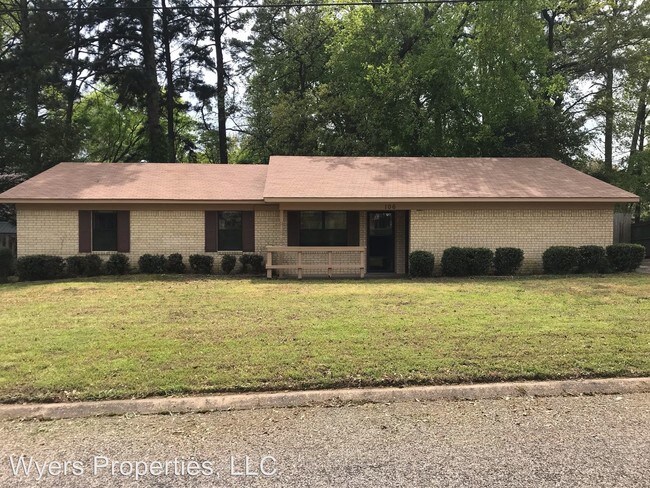 Building Photo - 3 br, 2 bath House - 106 Ivy Lane