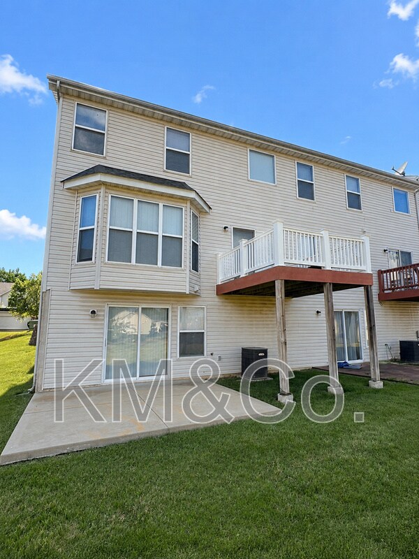 Foto del edificio - 491 Flowering Magnolia Dr