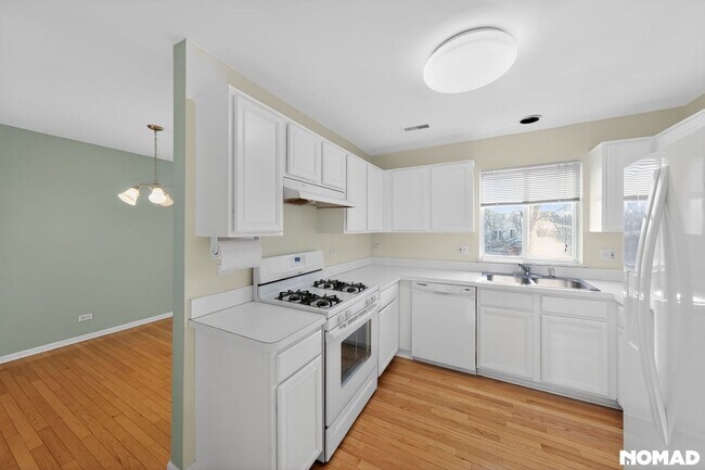 Foto del edificio - 992 Darla Ct