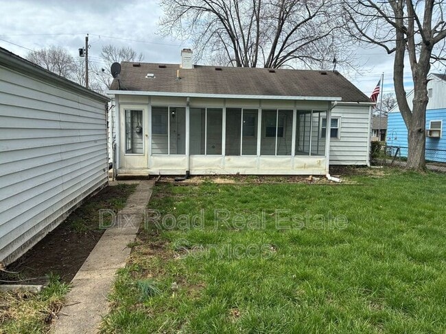 Building Photo - 1003 Sorg Pl