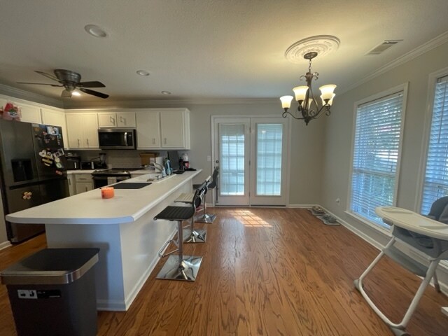 Foto del edificio - 543 Rocky Ridge Dr