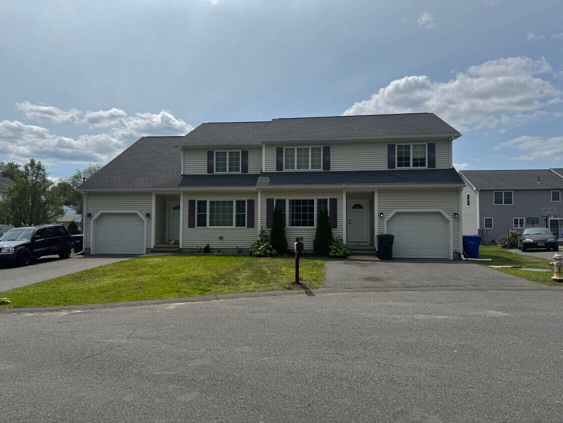 Foto principal - 18-20 Westwood Drive