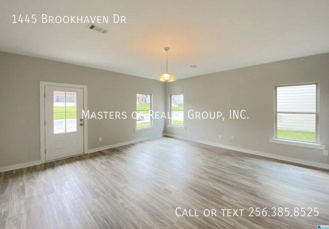 Foto del edificio - 1445 Brookhaven Dr