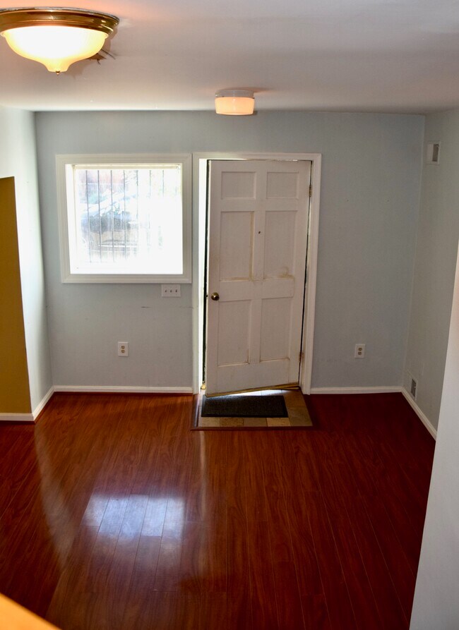 L - 945 O St NW