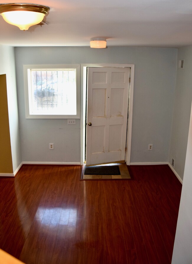 L - 945 O St NW