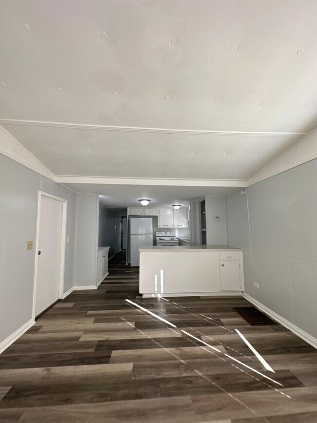 Foto del edificio - 7663 Bentwillow Dr