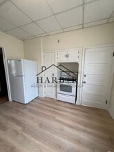 Building Photo - 711 1st Dr NW