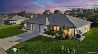 Building Photo - 12025 Saragossa Ln