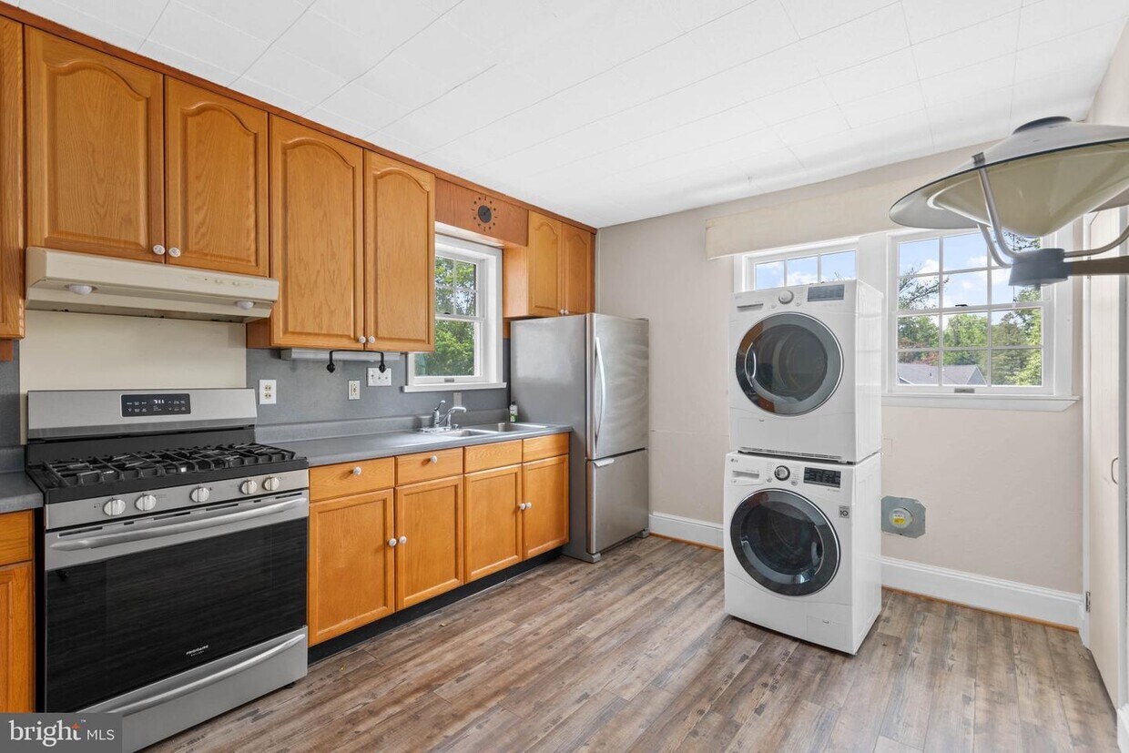 110 Avondale Ave, Haddonfield, NJ 08033 House Rental in Haddonfield