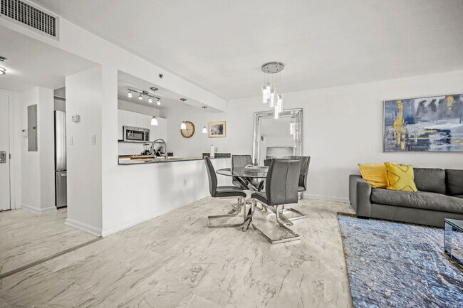 Foto del edificio - 1200 Brickell Bay Dr