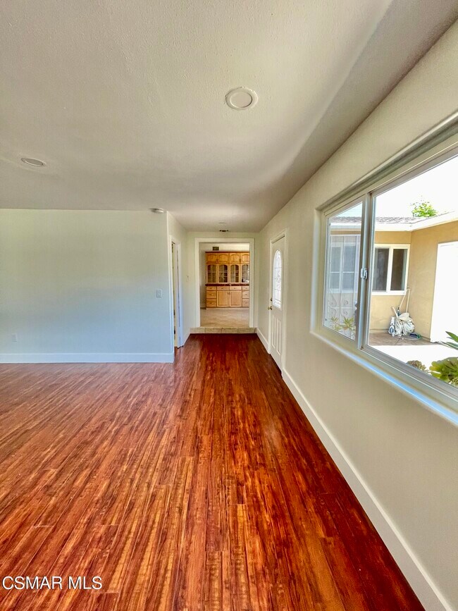 889 Appleton Rd, Simi Valley, CA 93065 House Rental in Simi Valley