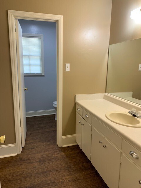 Foto del edificio - Price Drop!!! Large 3 Bedroom/2 Bath Home