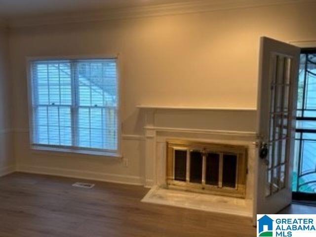 Foto del edificio - 621 Idlewild Cir