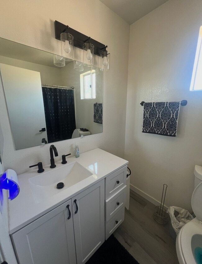 Building Photo - 24176 Radwell Dr