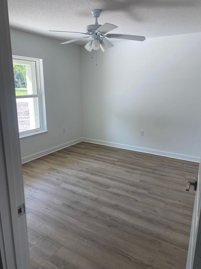 Foto del edificio - 3 Bedroom, 2 Bathroom home for rent